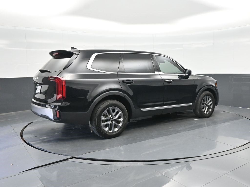 2023 Kia Telluride LX