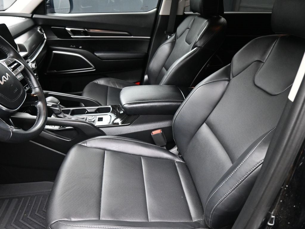 2023 Kia Telluride LX