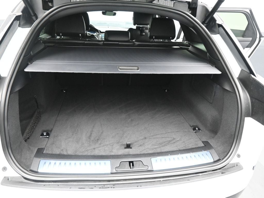 2024 Land Rover Range Rover Velar Dynamic SE