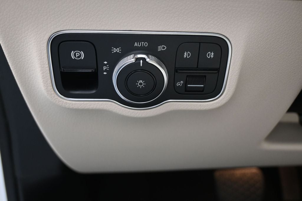 2023 Mercedes-Benz GLB GLB 250
