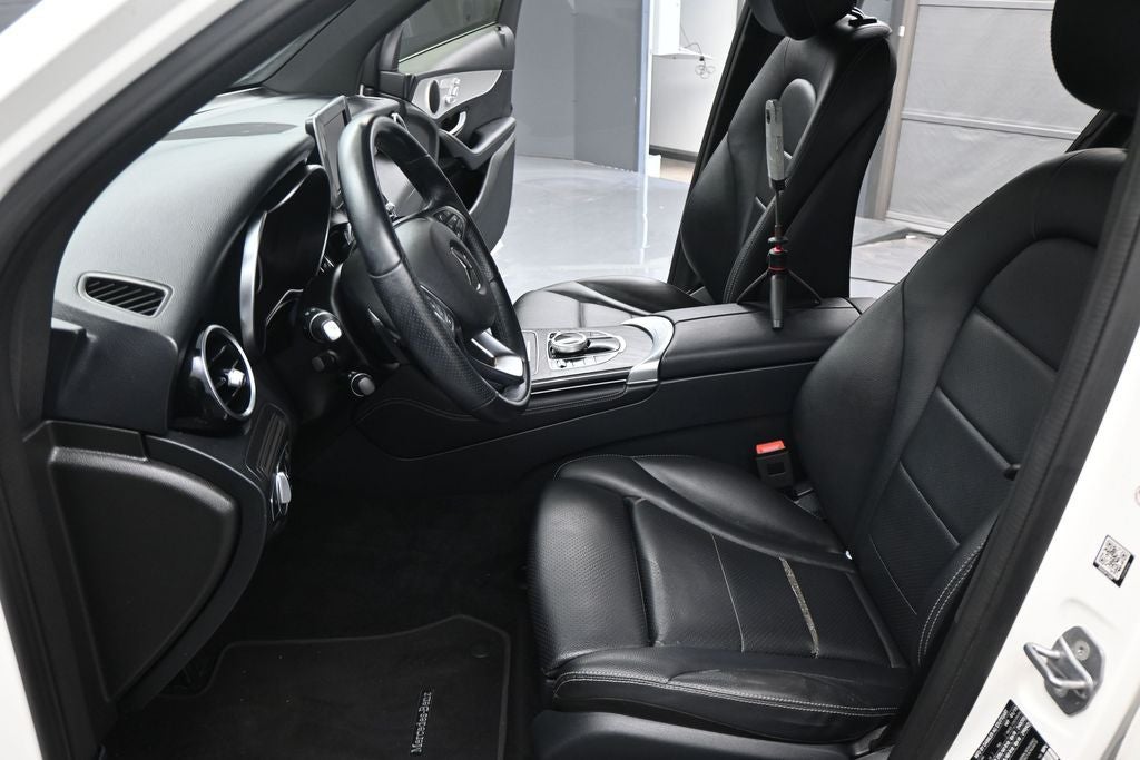 2019 Mercedes-Benz GLC GLC 300